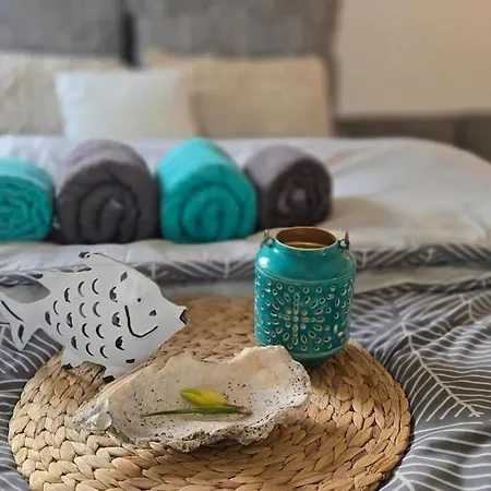 Lake Breeze Maisonette