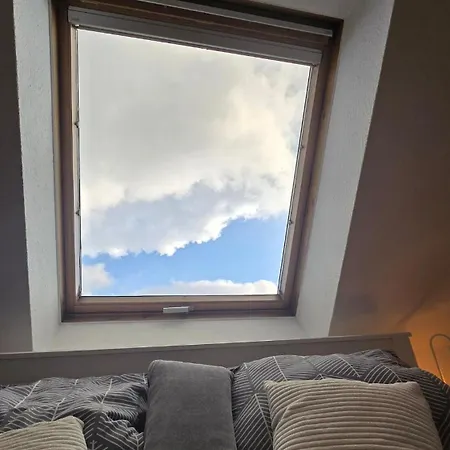 Lake Breeze Maisonette Apartment *
